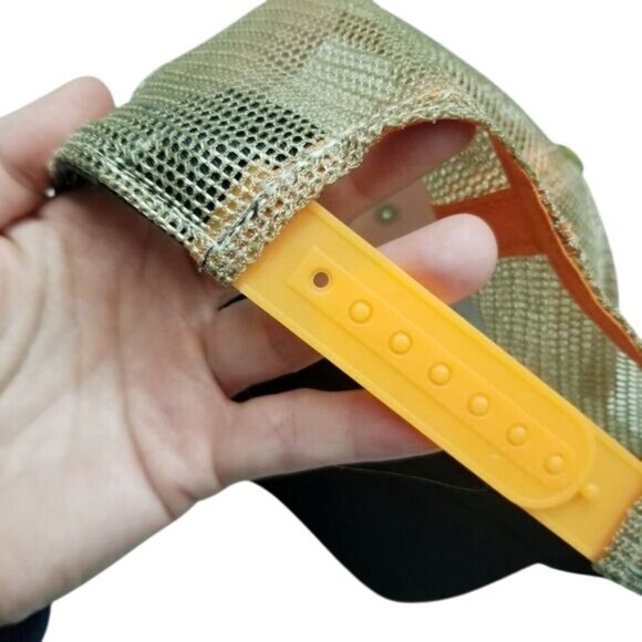 Calcutta Camouflage & Mesh Snapback Hat‎ With Embroidered Skull Logo - Picture 5 of 8